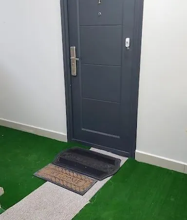 Pp's Under Tâmpa Appartement *