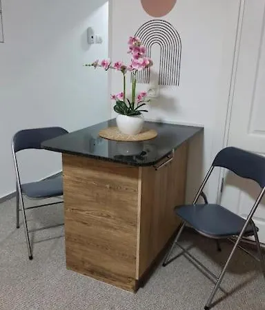 Pp's Under Tampa Apartman Brassó